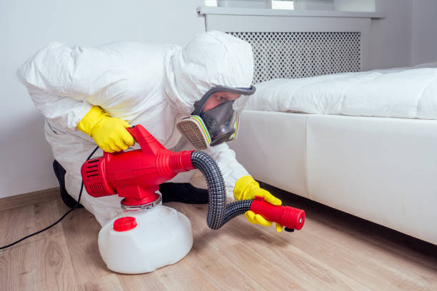 Best Pest Prevention Services  in Center Point, IA